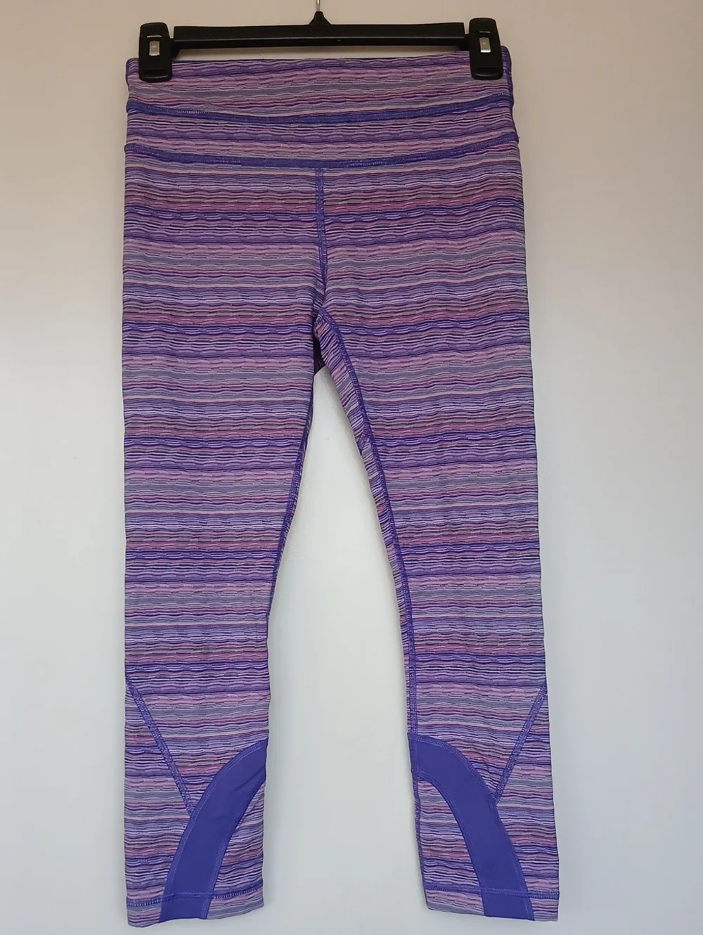 Lululemon Run Inspire Crop II Size 4